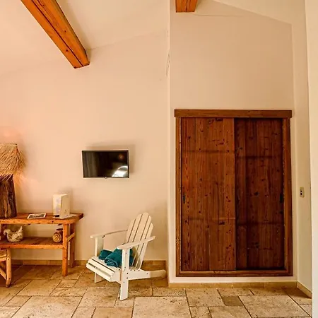 De L'oumede Ramatuelle