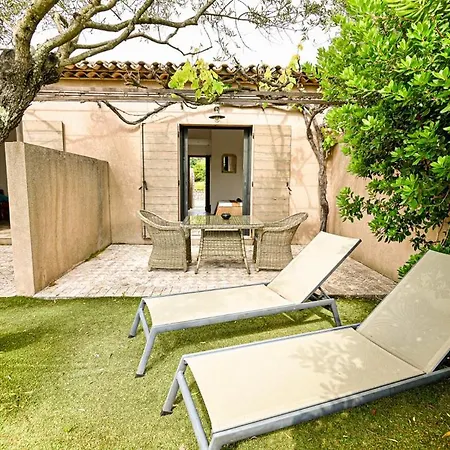 Aparthotel De L'oumede