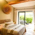 Aparthotel De L'oumede 4*