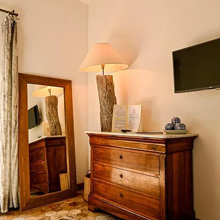 Hotel apartamentowy De L'oumede Ramatuelle