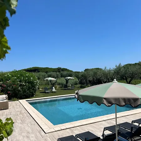 De L'oumede Hotel apartamentowy