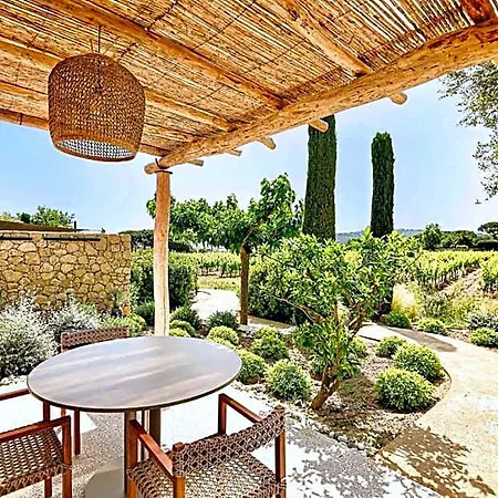 De L'oumède Appart hôtel 4*