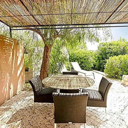 Appart hôtel De L'oumède 4*