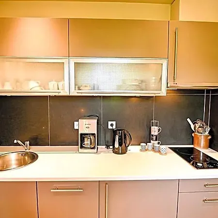 De L'oumède Appart hôtel 4*